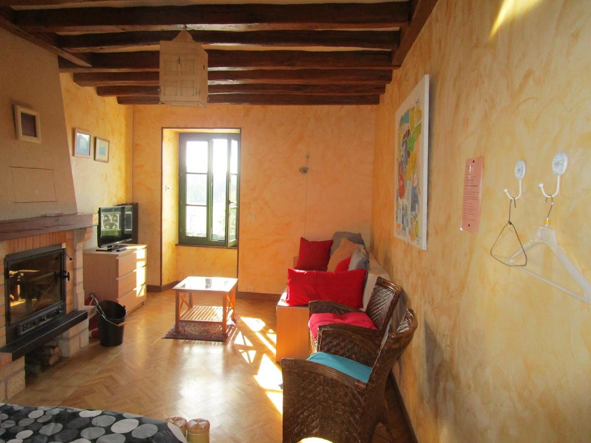 Gite Le Bourgneuf Fresnay-sur-Sarthe Buitenkant foto