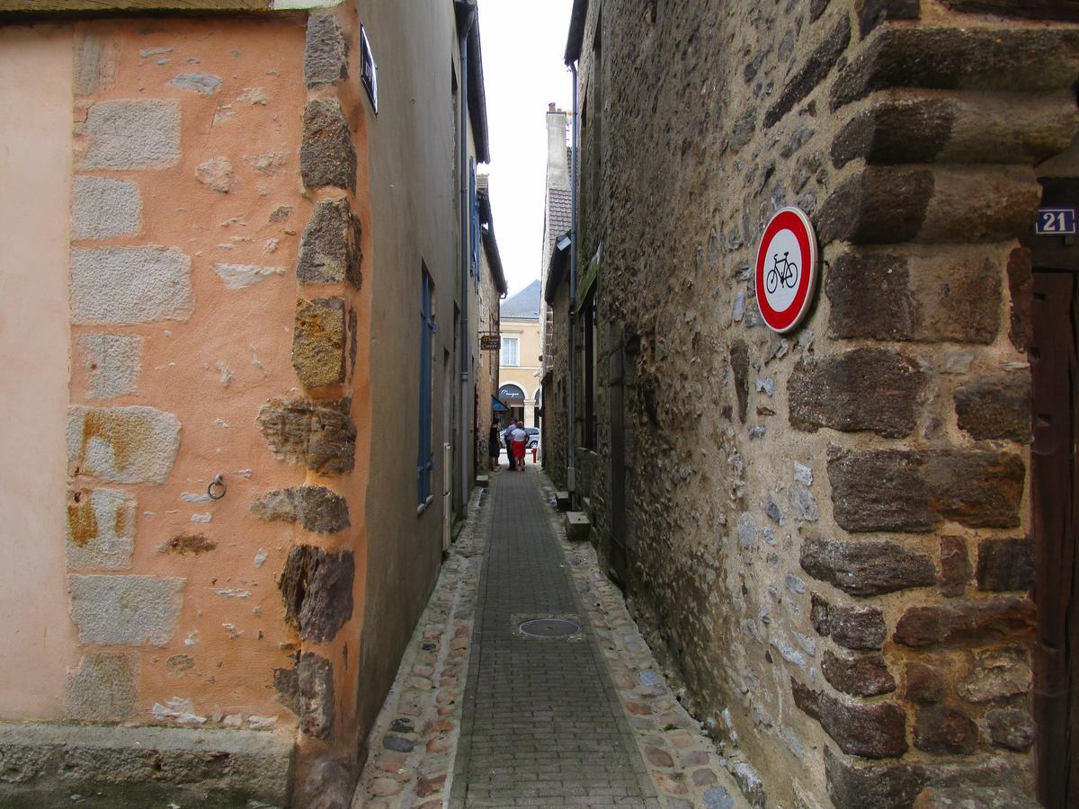 Gite Le Bourgneuf Fresnay-sur-Sarthe Buitenkant foto